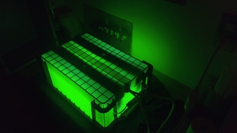 UV-box greenlight.jpg