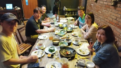 DinnerMeeting koreans.jpg
