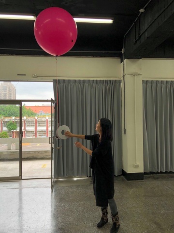 PA18 indoorFlightTest1 balloon.jpg